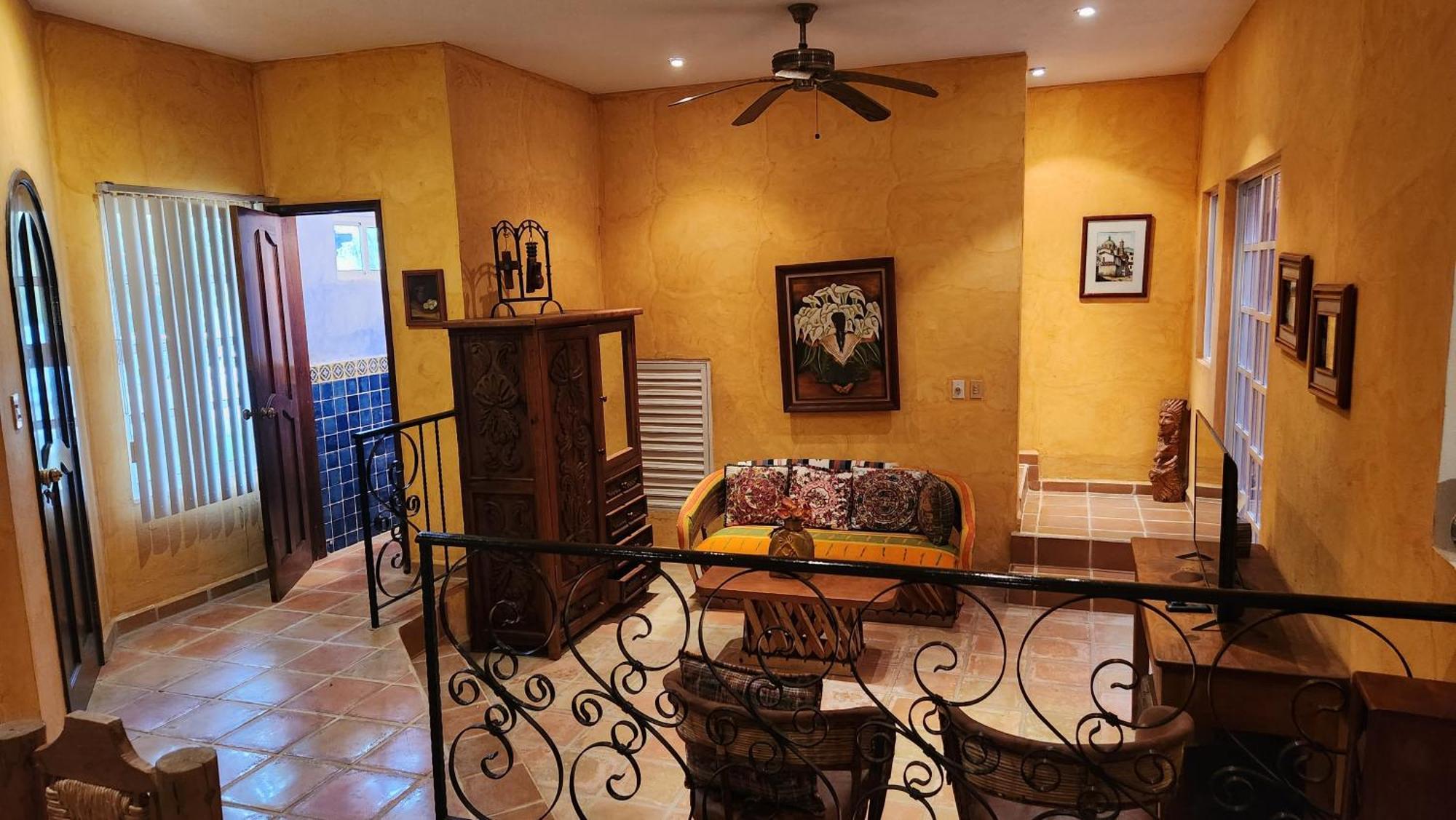 Casa Colonial, Guava
