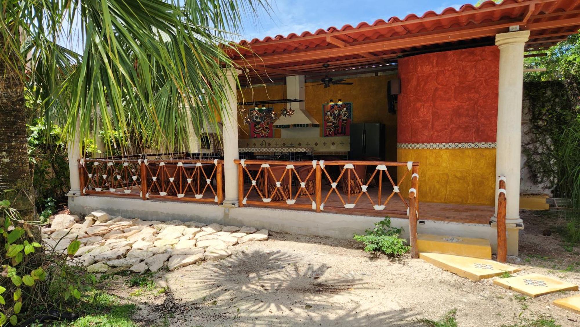 Casa Colonial, Guava Villa