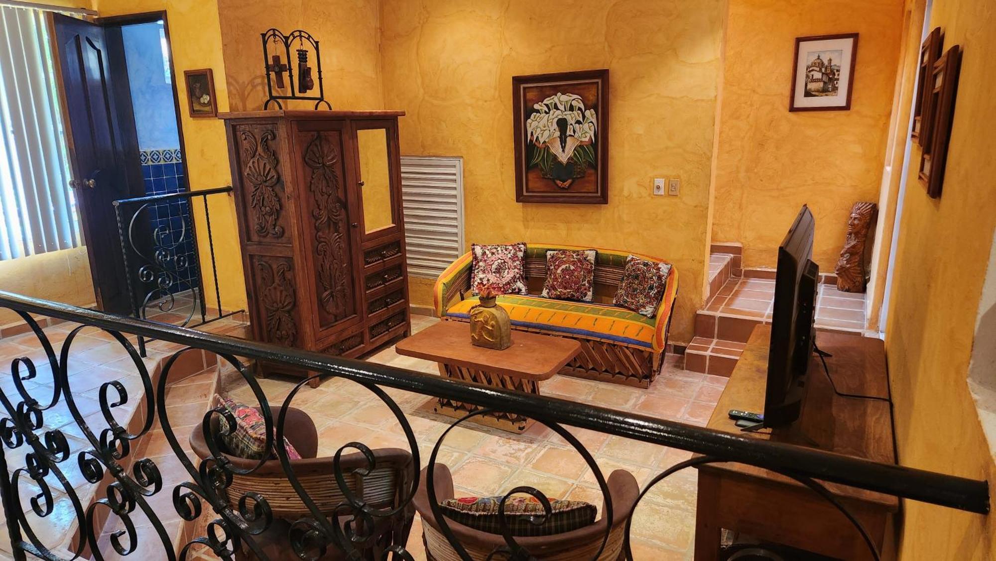 Casa Colonial, Guava * Cozumel